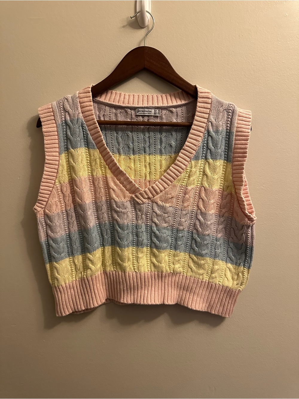 stradivarius Pastel Striped Cable Knit V-Neck Sweater Vest - Pink/Yellow/Blue